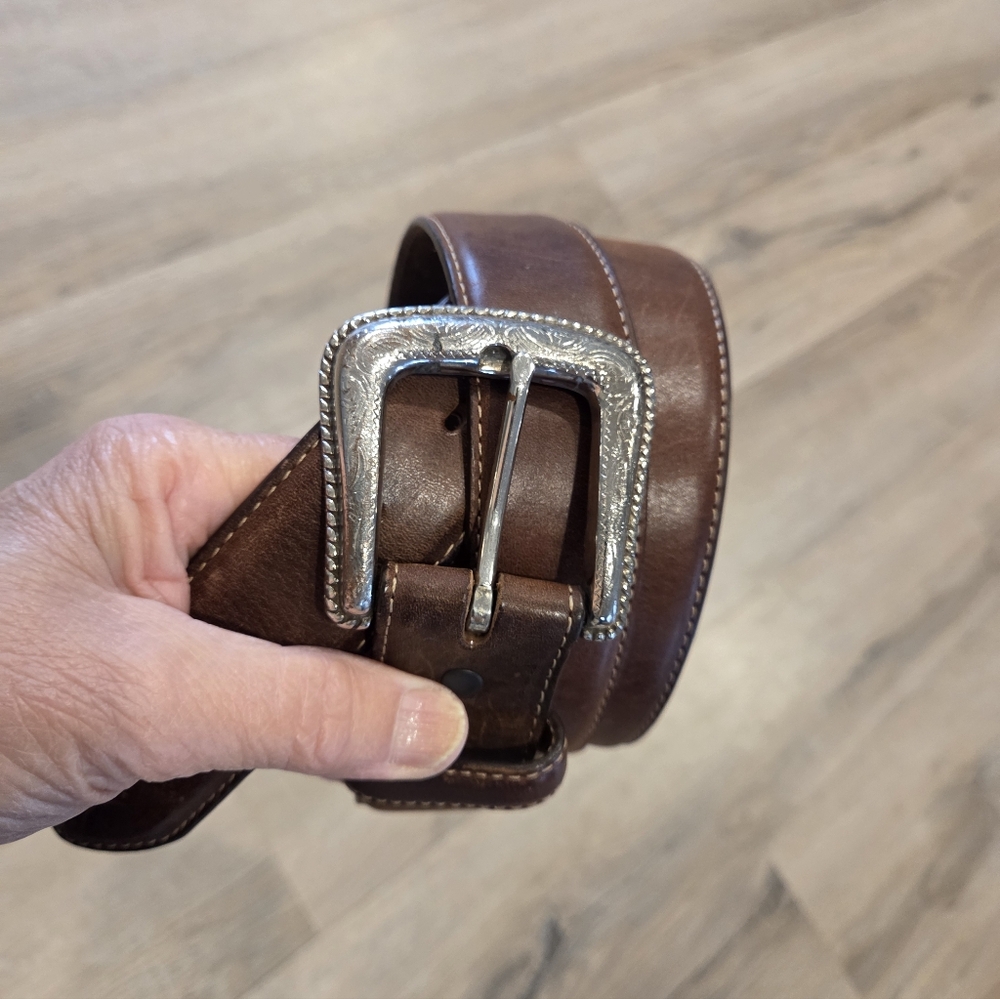 SILVER CREEK Mens Sz 46 Classic Brown Cowboy Western Leather Belt  Silver Vtg